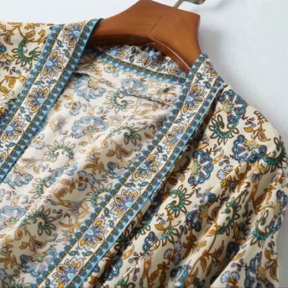 Heather Blue Whispy Print Kimono - Picture 5 of 9